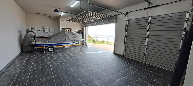 3 Bedroom Property for Sale in Jongensfontein Western Cape